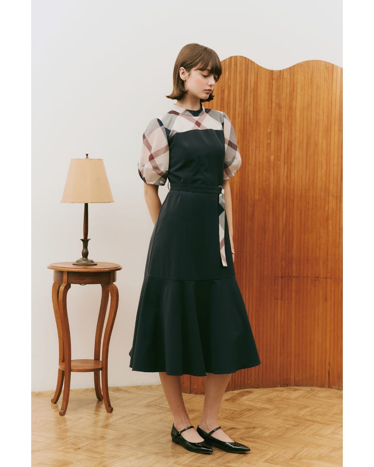 BLUE LABEL CRESTBRIDGE(ブルーレーベル・クレストブリッジ)【公式サイト】