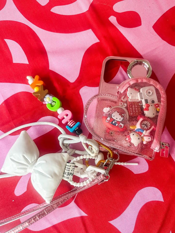 PVC heart planet case | iPhone17Pro / pink (カードケース有) - ajew