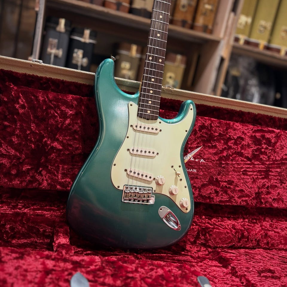 COCO GUITAR SHOP | 三木楽器公式通販サイト