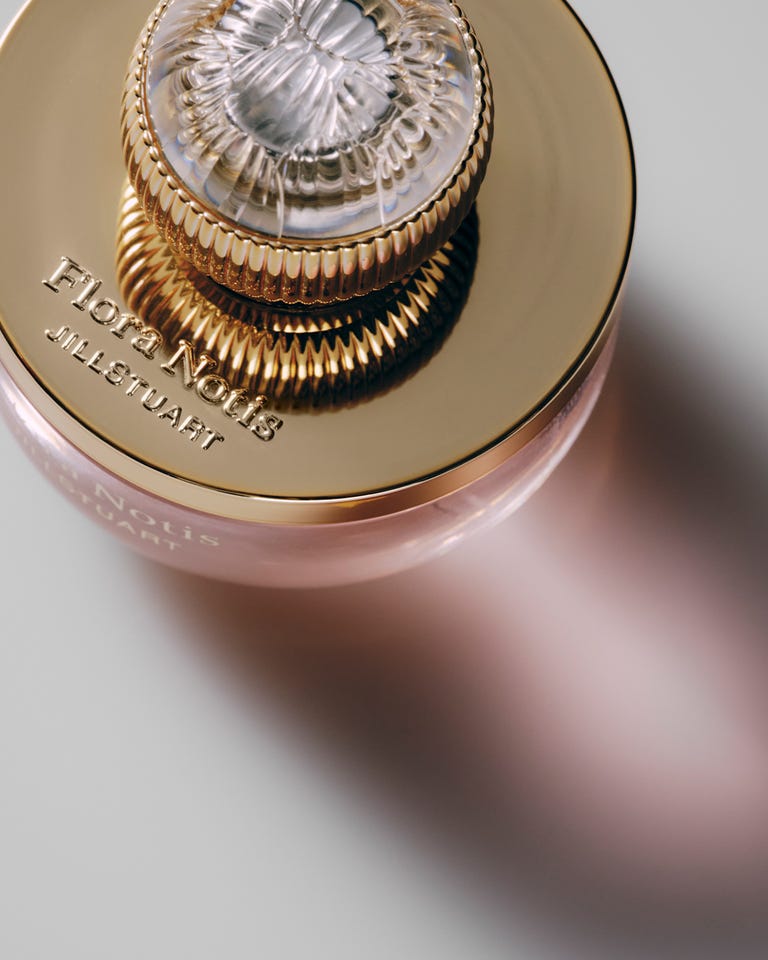 アイコニックブルーム オードパルファン(30mL): FloraNotis