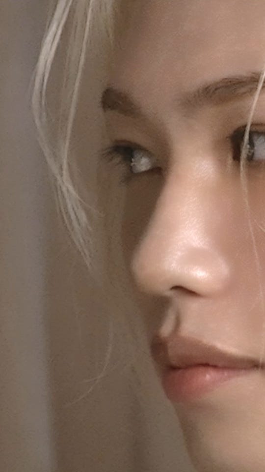 シグニア YF アイ クリーム - SKINCARE | HERA JAPAN