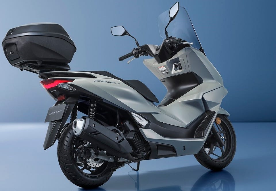 PCX_2025 | 株式会社ホンダモーターサイクルジャパン