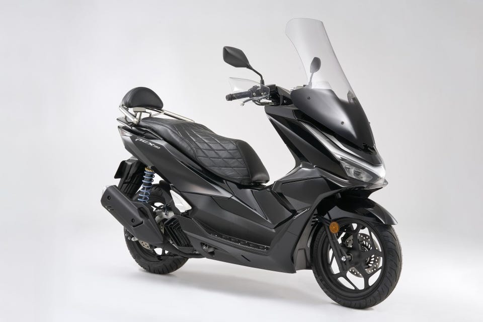 PCX_2025 | 株式会社ホンダモーターサイクルジャパン