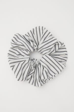 PIN STRIPED シュシュ