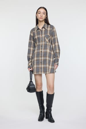 公式】MOUSSYのワンピース|シェルターウェブストア