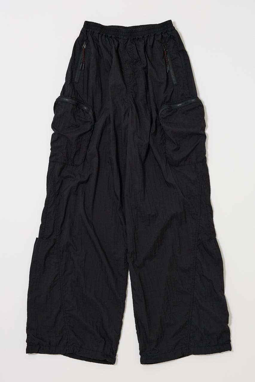 moussy HW DRAWSTRING GATHER ワイドパンツ 黒 MOUSSY（マウジー）の「HW DRAWSTRING GATHER パンツ（カーゴ