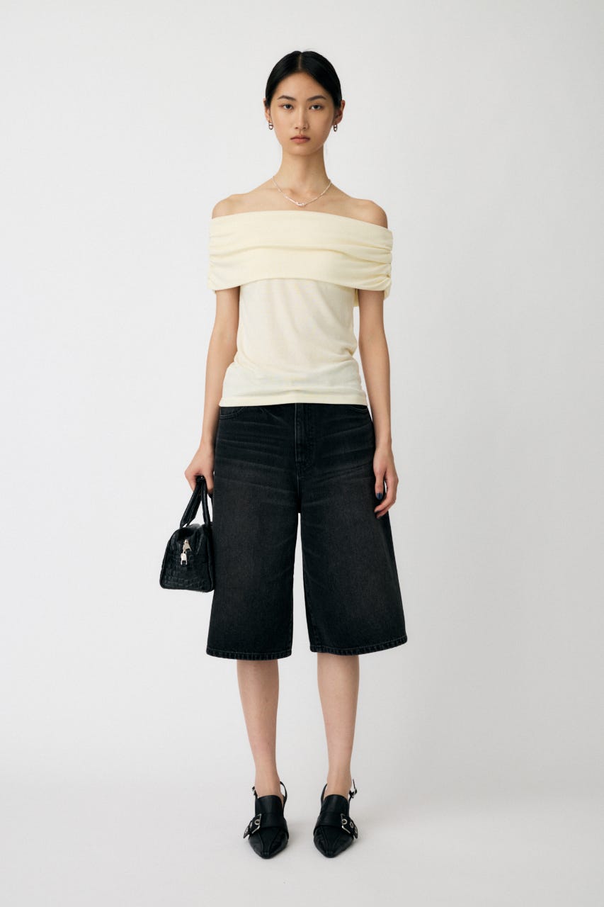 MOUSSYマウジー肌見せOFF SHOULDERオフショル TUCK ブラウス MOUSSY（マウジー）の「OFF SHOULDER TUCK ブラウス（シャツ
