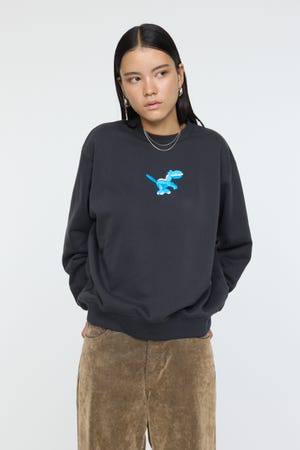 PU EMBROIDERY プルオーバー