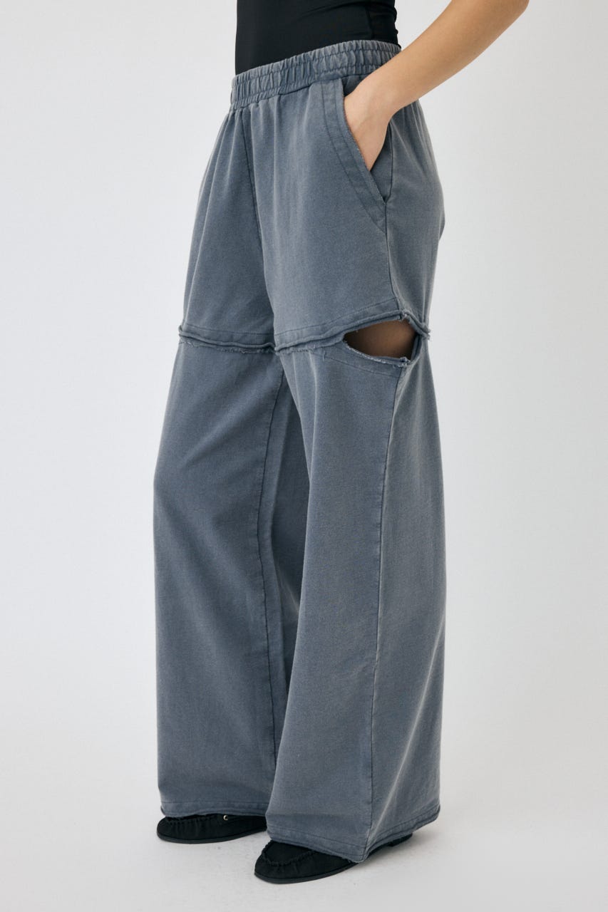 パンツ MOUSSY moussy CUT OUT LOOSE STRAIGHT Cut Out Loose Straight – MOUSSY
