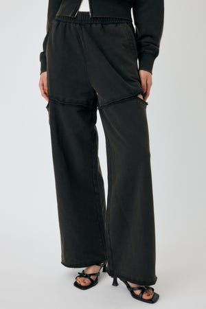 CUT OUT スウェットパンツ