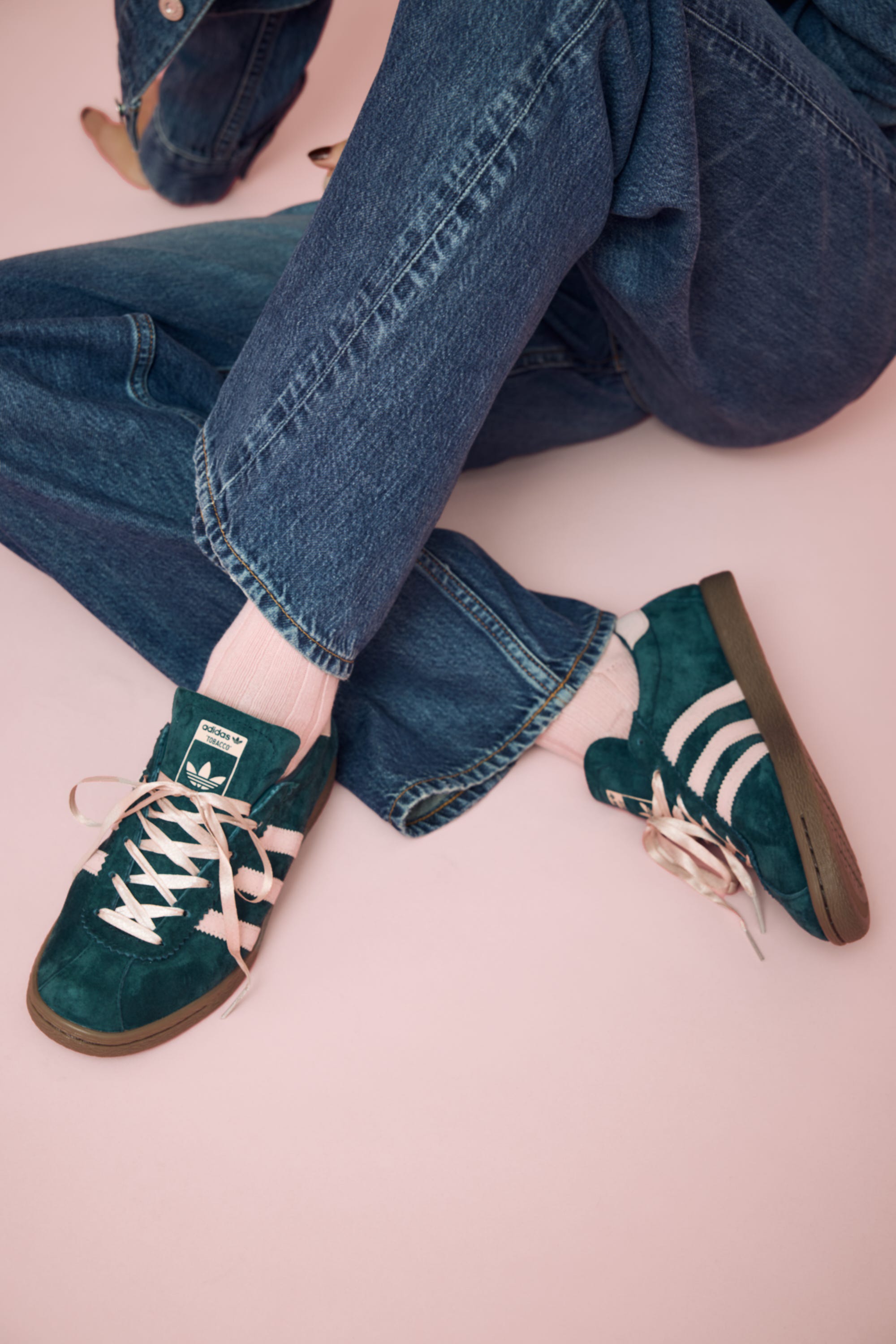 adidas TOBACCO GRN 23.0cm