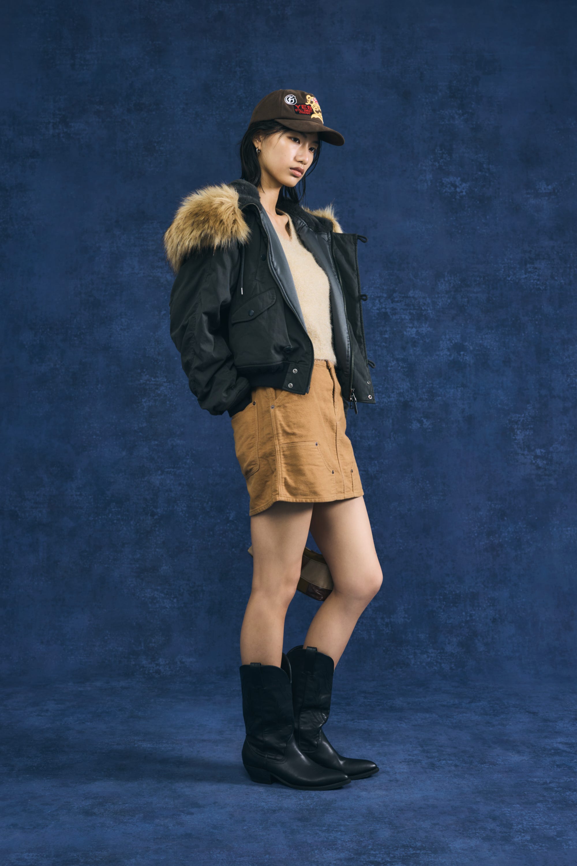 CROPPED N2-B L/BLK FREE