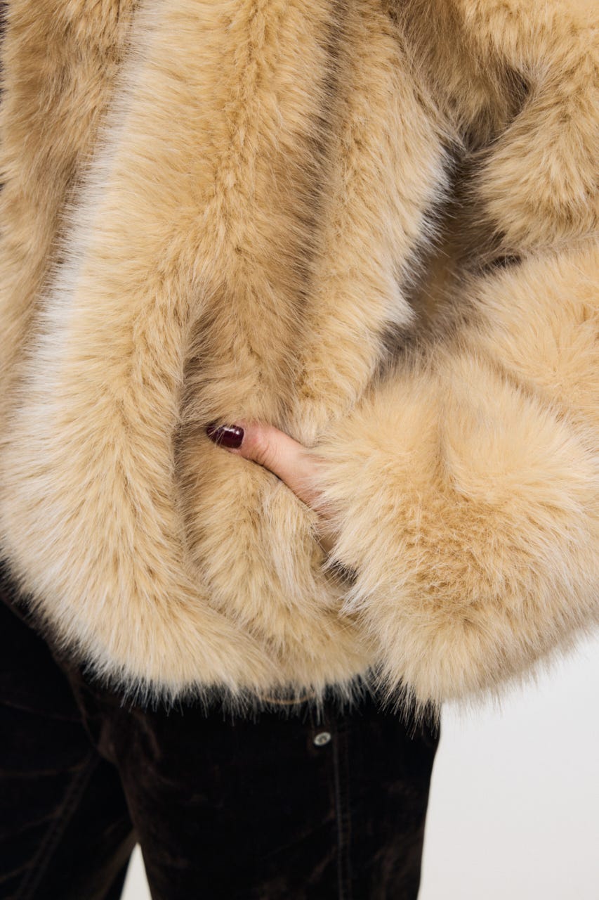 FAUX FUR ブルゾン L/BEG FREE