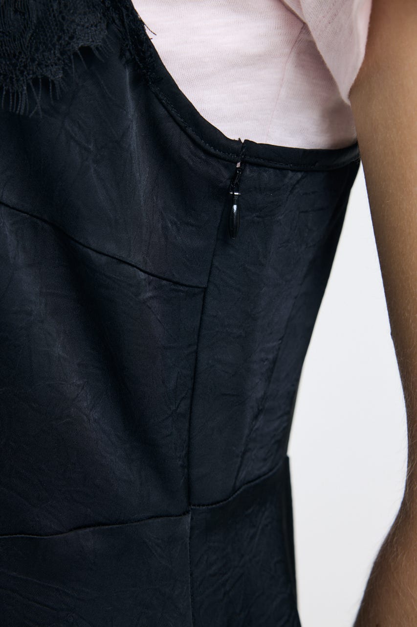ASYMMETRY SATIN ドレス BLK FREE
