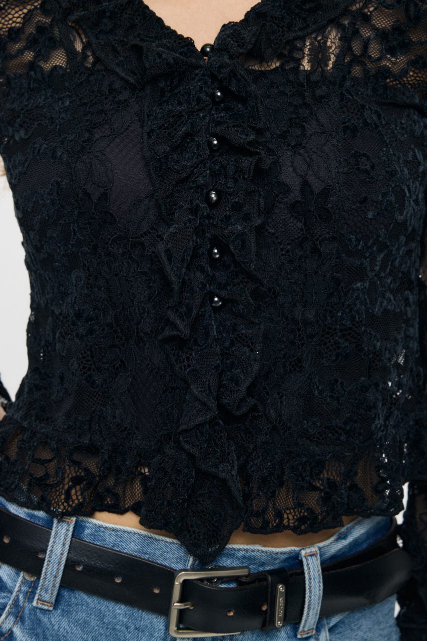 PATCH LACY RUFFLE トップス BLK FREE