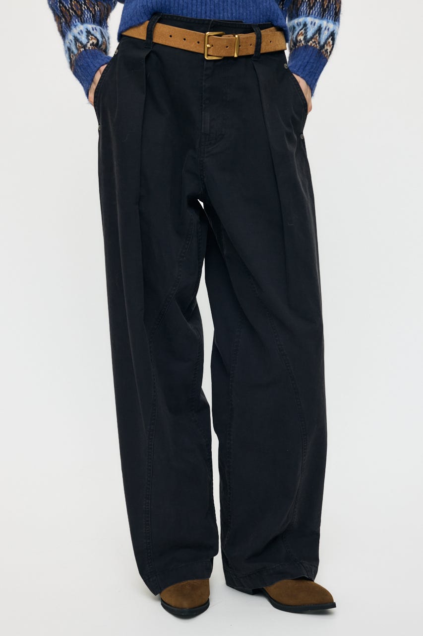 【新色追加】CURVE LINE TUCK パンツ L/BLK 2