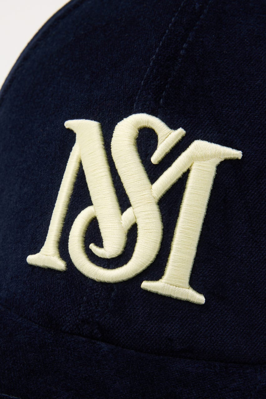 VELOUR LOGO キャップ NVY FREE