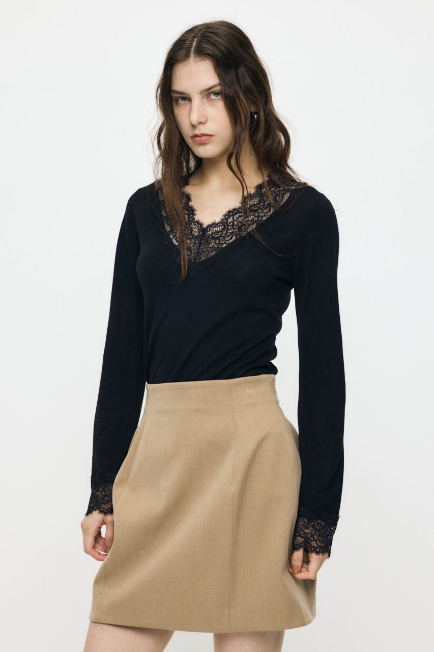 ES V NECK LACE トップス BLK 2