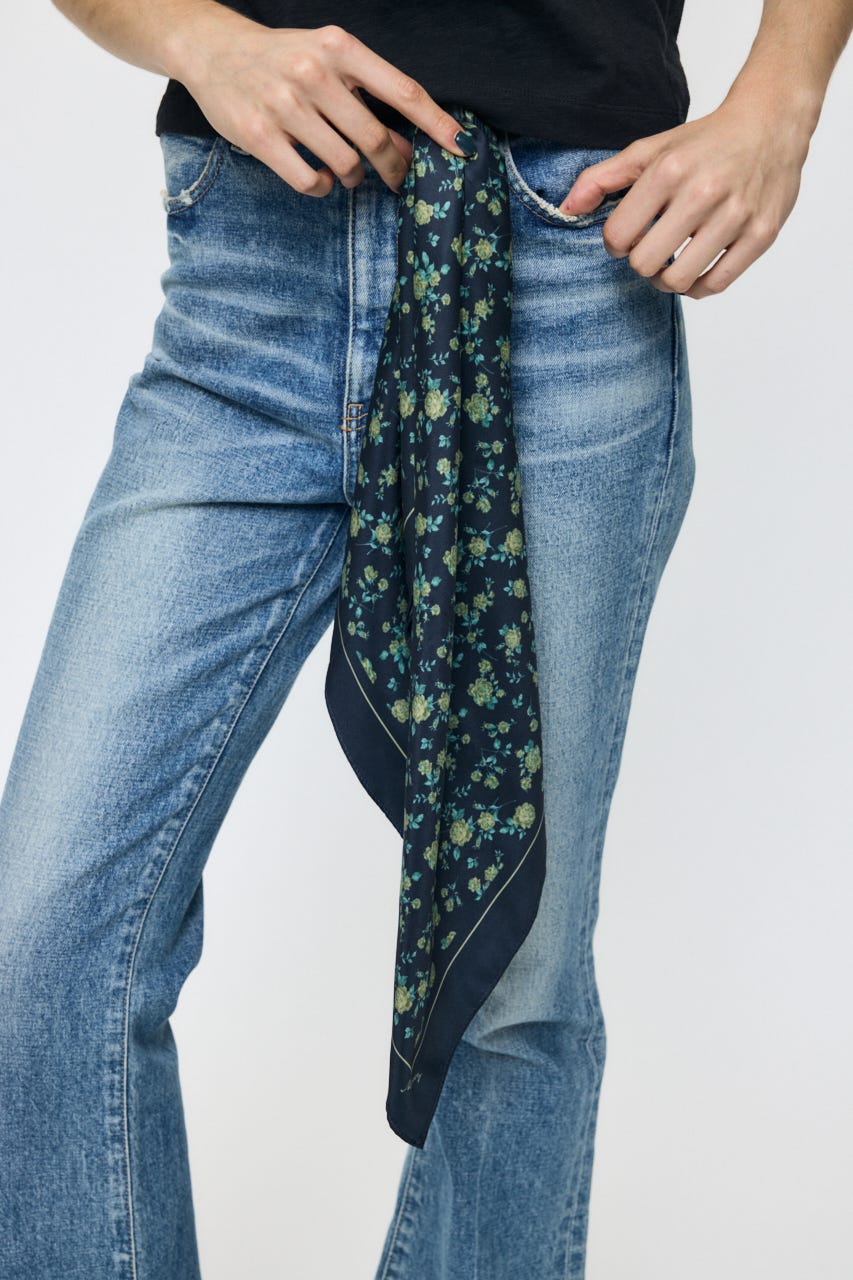 FLOWER PATTERN スカーフ BLK FREE