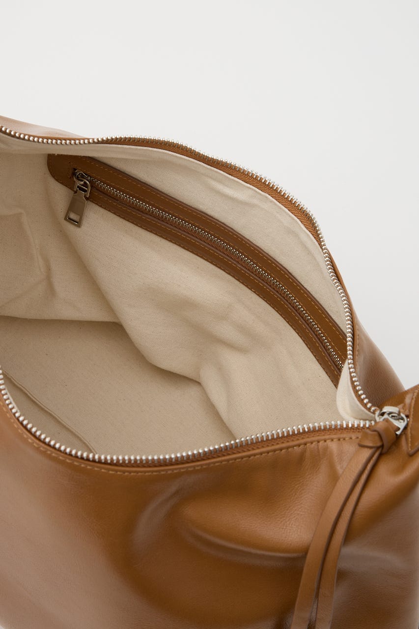 SLOUCHY F/LEATHER バッグ CAM FREE