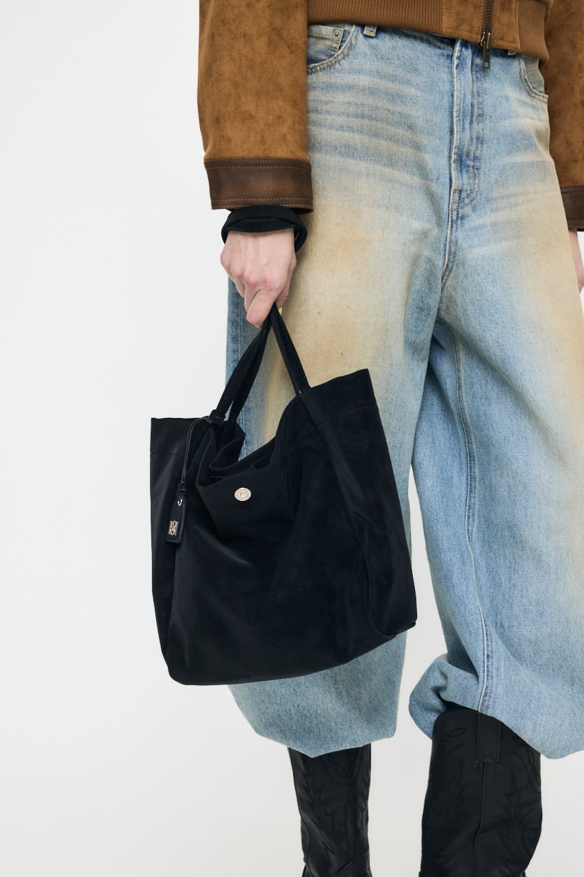 SKINNY HANDLE TOTE バッグ エス BLK FREE