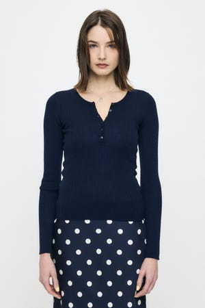 SILK MIX HENRY NECK トップス