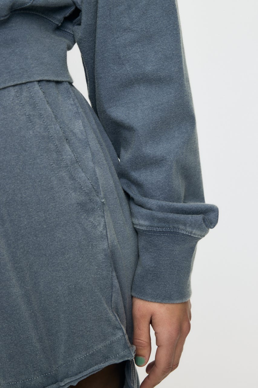 GARMENTフーディー BLU FREE