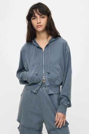 GARMENTフーディー