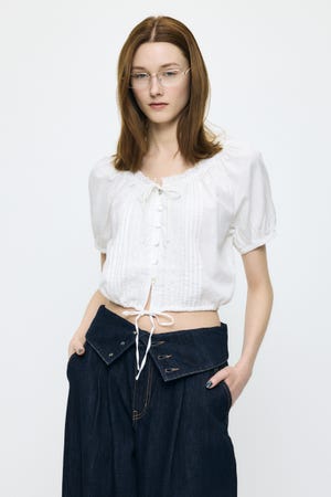 SCOOP NECK PIN TUCK ブラウス