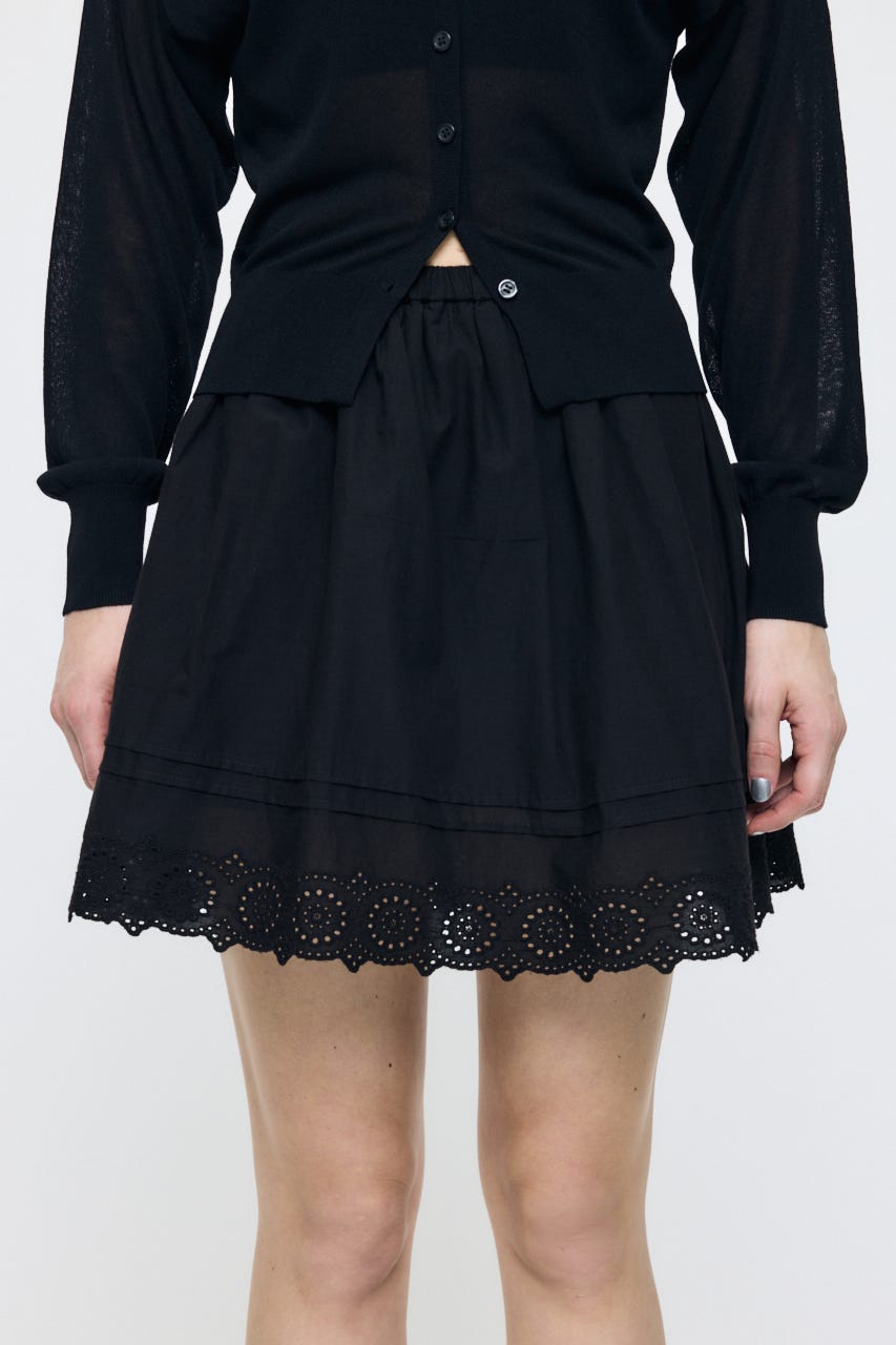 EYELET HEM FLARE MINI スカート BLK 1