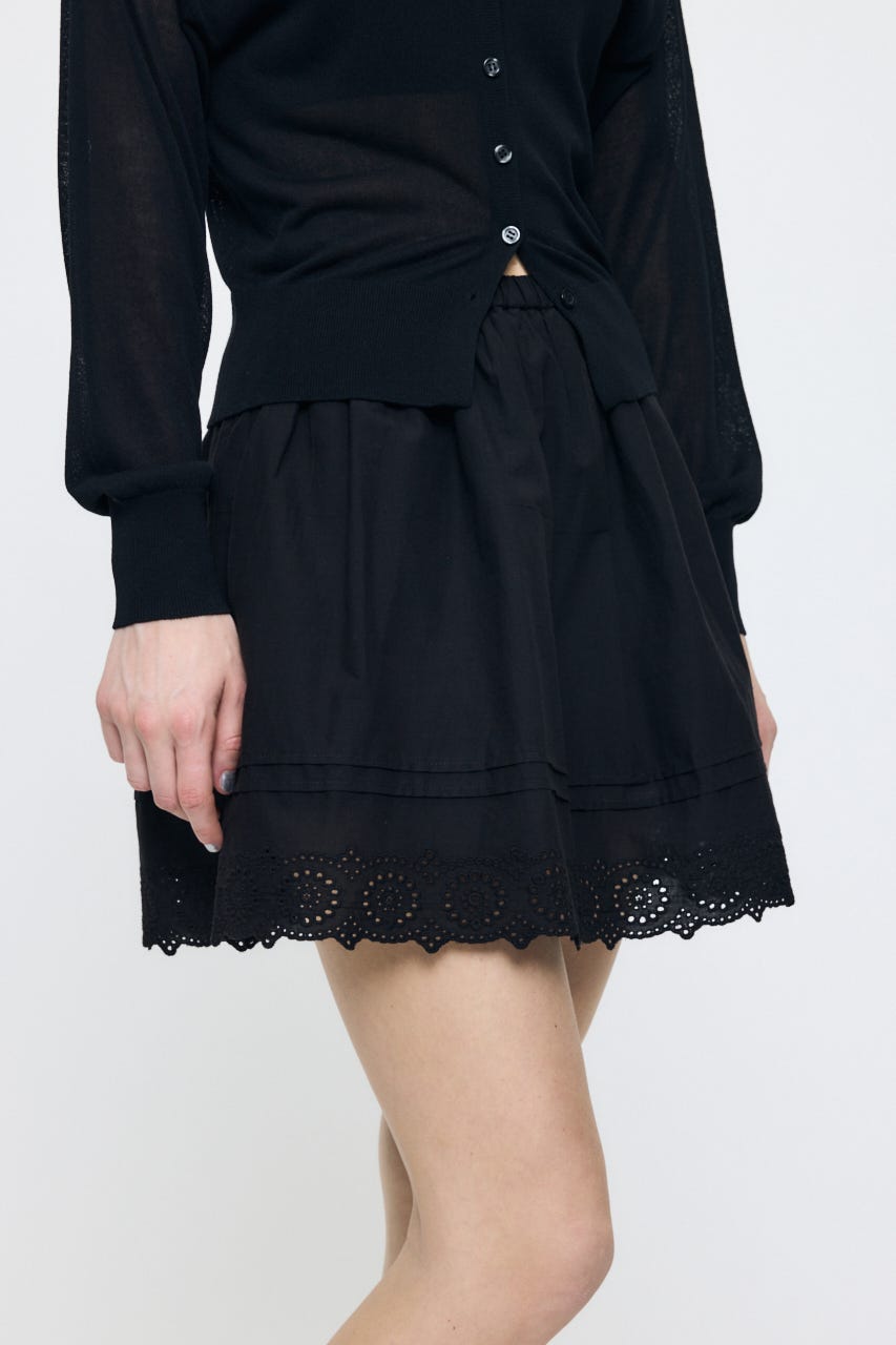 EYELET HEM FLARE MINI スカート BLK 1