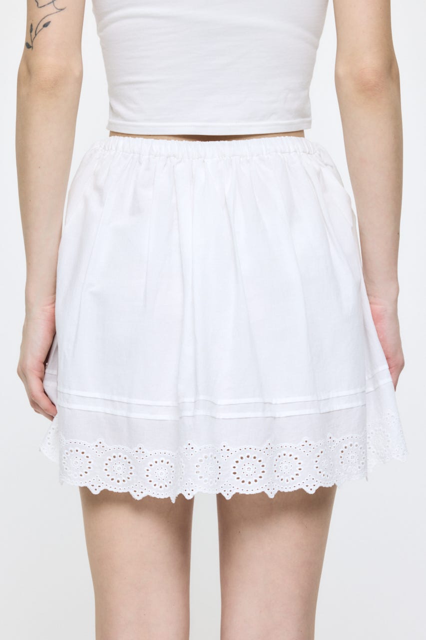 EYELET HEM FLARE MINI スカート WHT 1