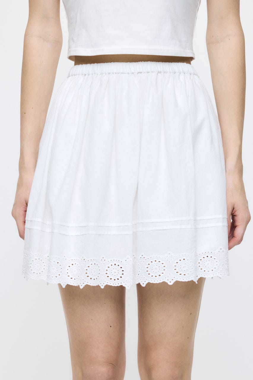 EYELET HEM FLARE MINI スカート WHT 1