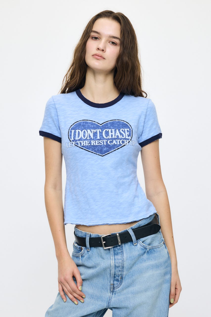 I DON'T CHASE RINGER Tシャツ BLU FREE