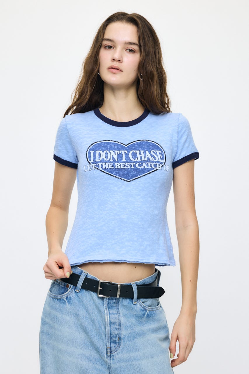 I DON'T CHASE RINGER Tシャツ BLU FREE