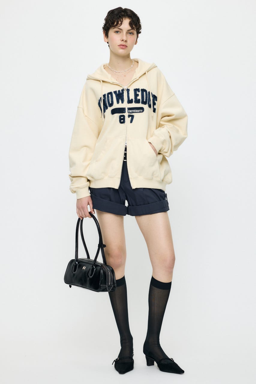 【新色追加】COLLEGIATE ZIP フーディー ECRU FREE