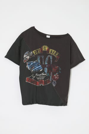 REMAKE LIKE ONE SHOULDER Tシャツ