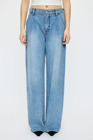 TUCK WIDE LIGHT ストレート