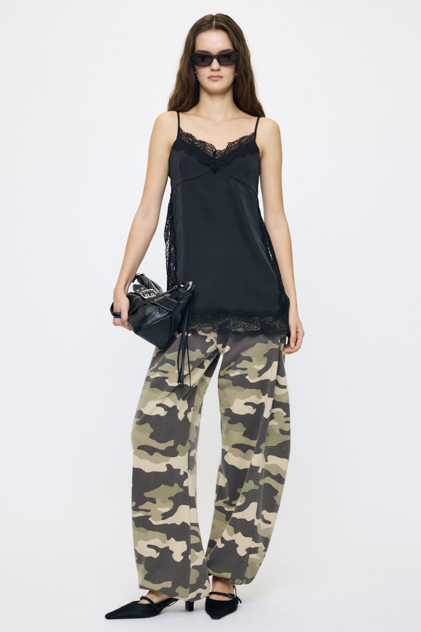 LACE TRIM SATIN キャミ BLK FREE