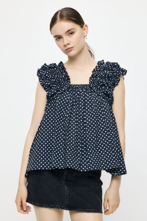 【WEB限定カラー】SHOULDER FRILLS トップス