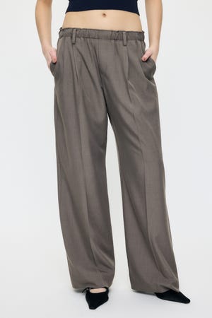 【SS先行アイテム】EASY WAIST STRAIGHT トラウザーズ