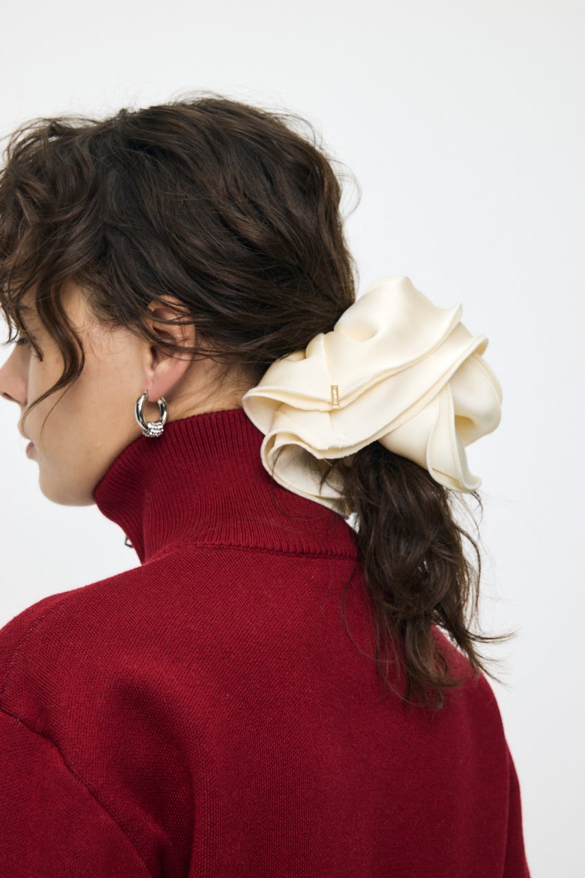 FRILL シュシュ WHT FREE