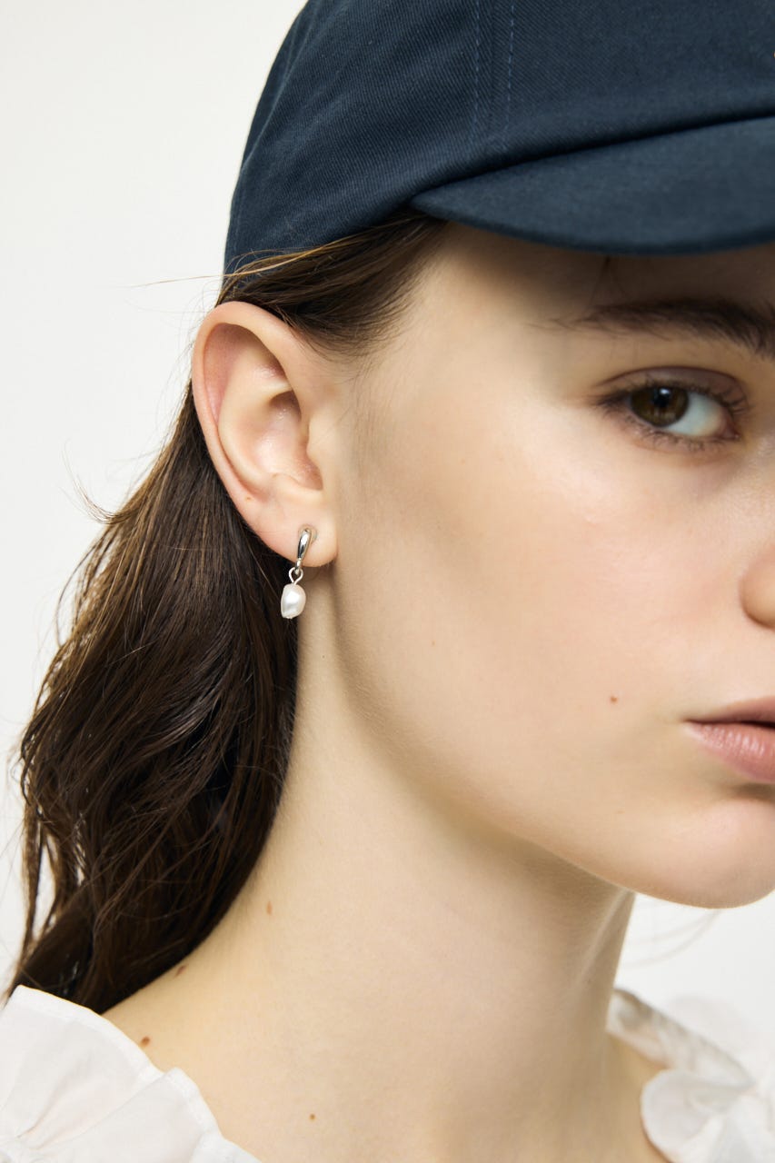 F/PEARL DROP HOOP イヤリング SLV FREE