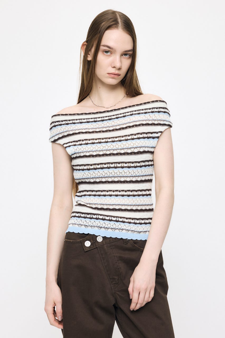 STRIPED OFF SHOULDER トップス 柄WHT FREE