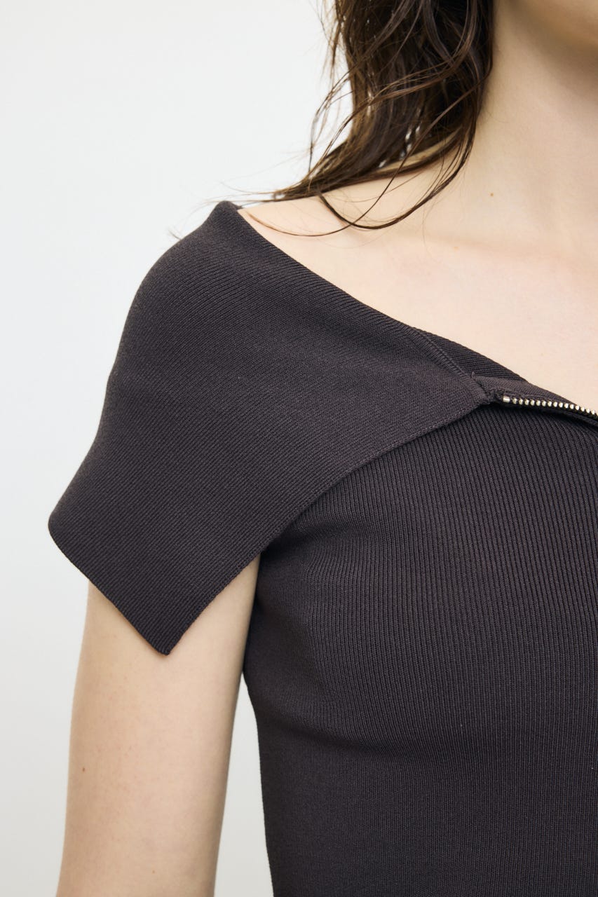 OFF SHOULDER HALF ZIP ニットトップス BRN FREE
