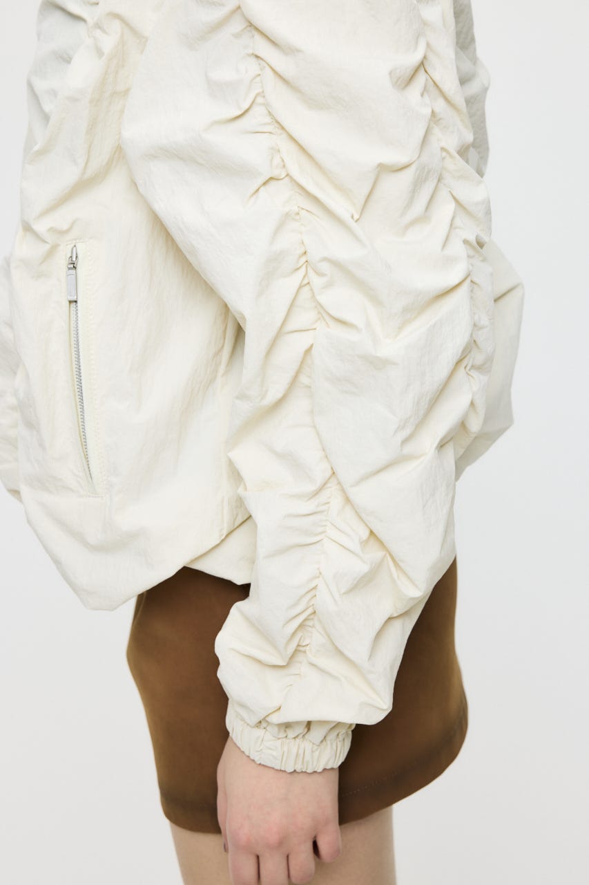 【SS先行アイテム】SHIRRING OVER NYLON ブルゾン ECRU 1