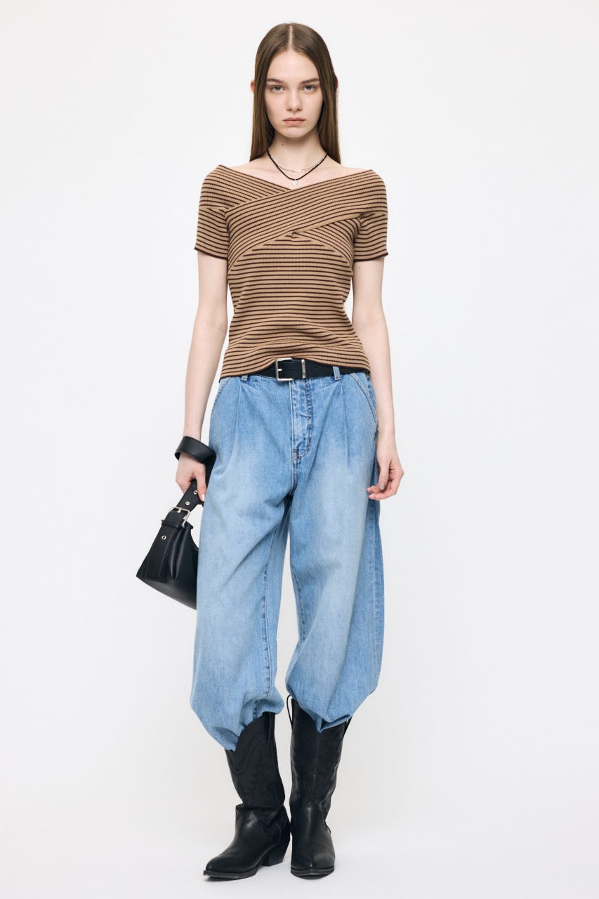 CROSS OFF SHOULDER トップス 柄BEG FREE