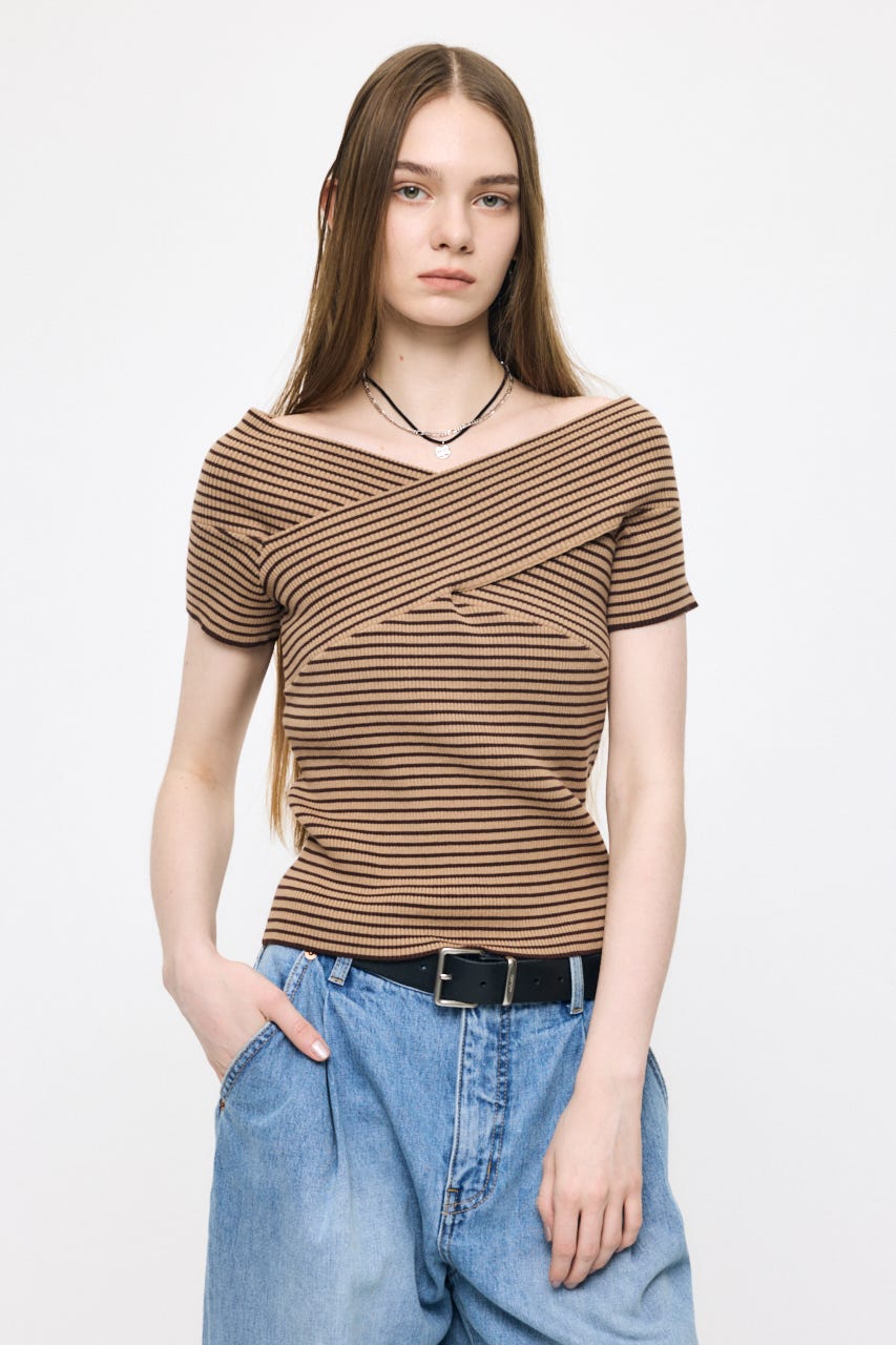 CROSS OFF SHOULDER トップス 柄BEG FREE