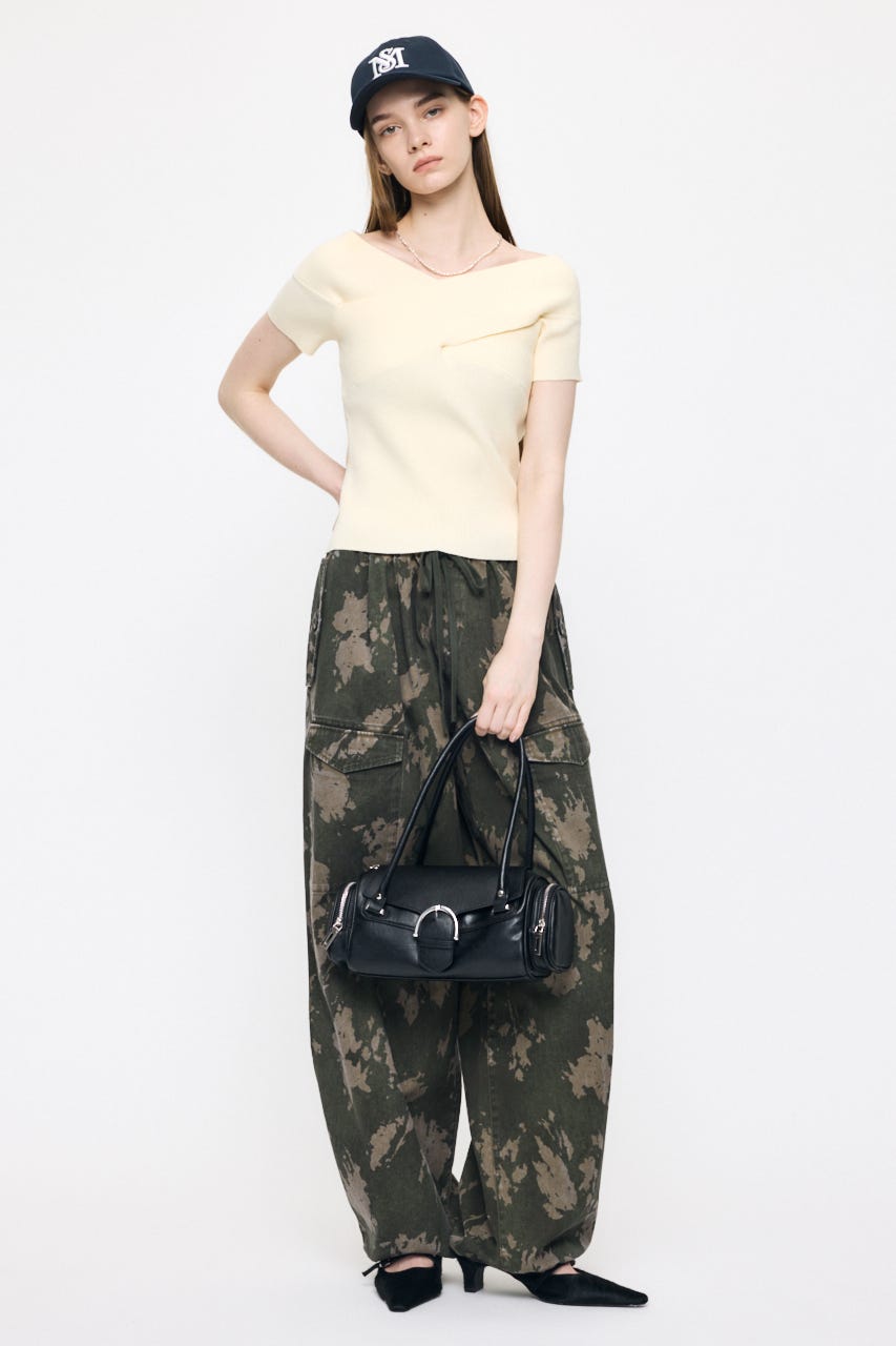 CROSS OFF SHOULDER トップス O/WHT FREE