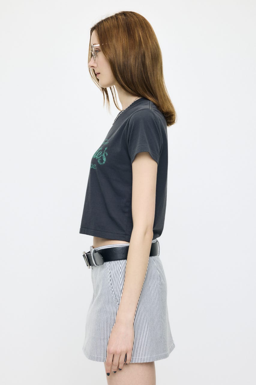 NOSTALGIC LETTERED TEE L/BLK FREE